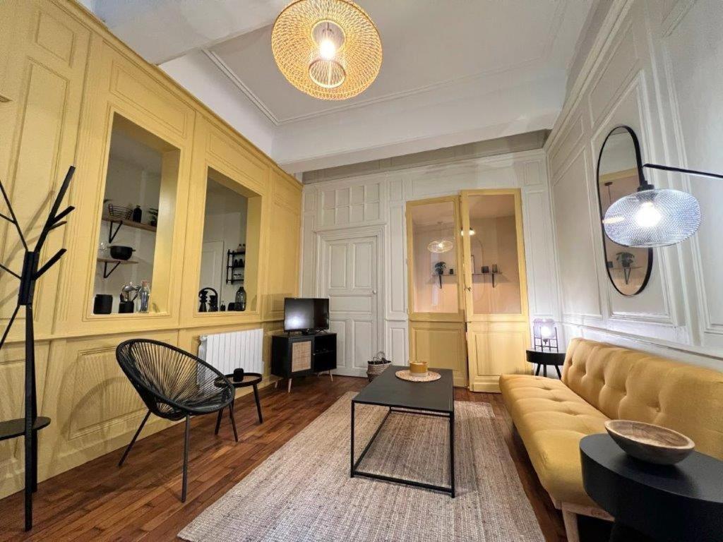 Le Boudoir De Clem Apartman Chalon-sur-Saône Kültér fotó